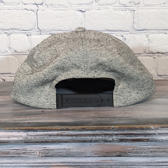 Free w/ Purchase - O'Neil Snap Back - Picture 4 of 6